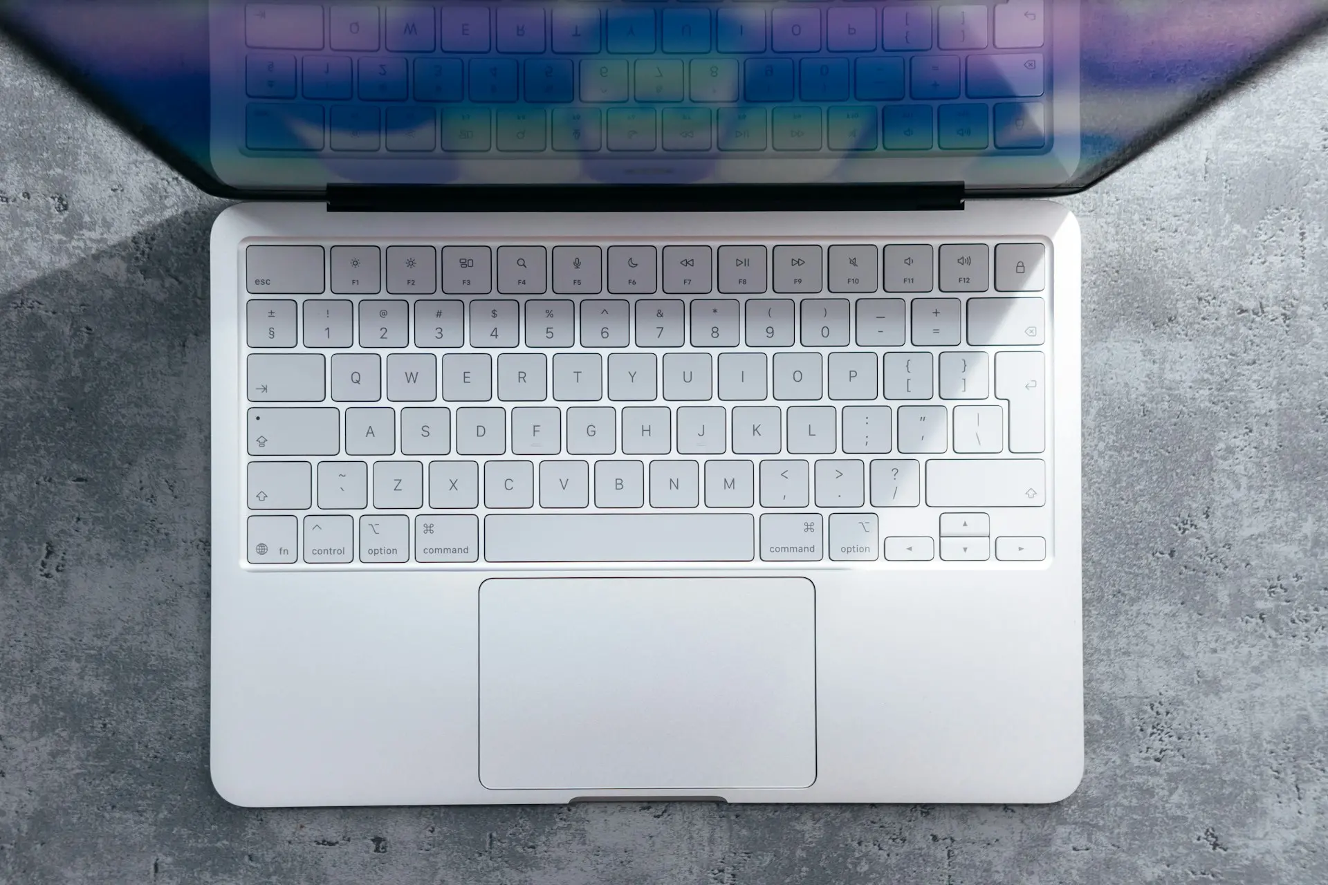 De ce consider MacBook Neo un dispozitiv puternic în ciuda celor prezentate